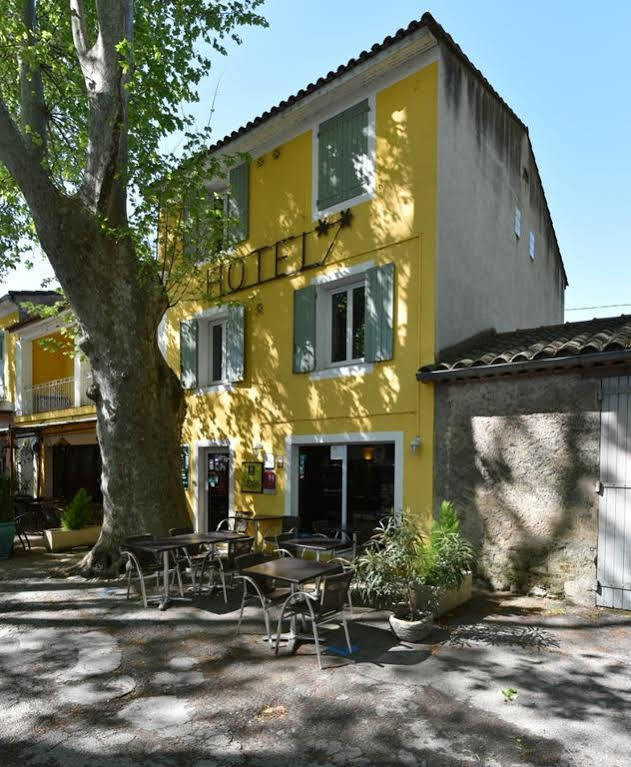 Logis Hotel De L'Etang Cucuron Exteriér fotografie